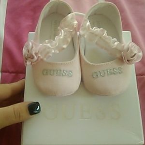 Guess baby girl shoes